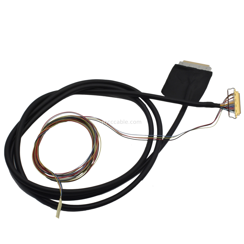 20846-040T-01 Completamente blindato con blocco meccanico Adatto per il trasferimento di dati ad alta velocità (20 Gbps/lane)