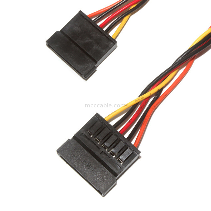 Connettore femminile dell'esposizione dei lvds del cavo del passo del cavo elettrico di Molex 0679260011 Sata 3.81mm
