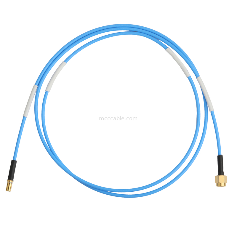 Collegatore RF Assemblaggi di cavi coassiali a basso PIM Flessibile TFT-5G-402 doppio scudo con giacca FEP blu