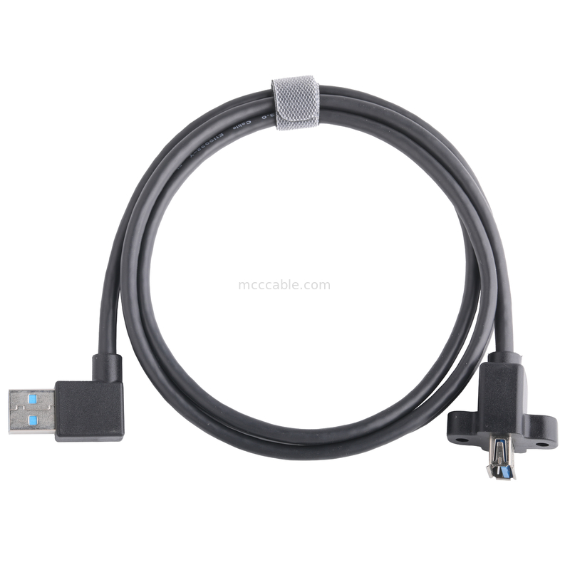Cavo nero Usb3 0 Am 90 gradi curvatura laterale verso Af Tipo di vite a mezza confezione Formato moltiplicazione esterna