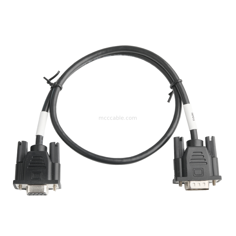 D-SUB-9Pin maschio SOLDER TYPE nucleo di gomma bianca con guscio placcato al nichel per il connettore D-SUB-9Pin femmina OEM/ODM
