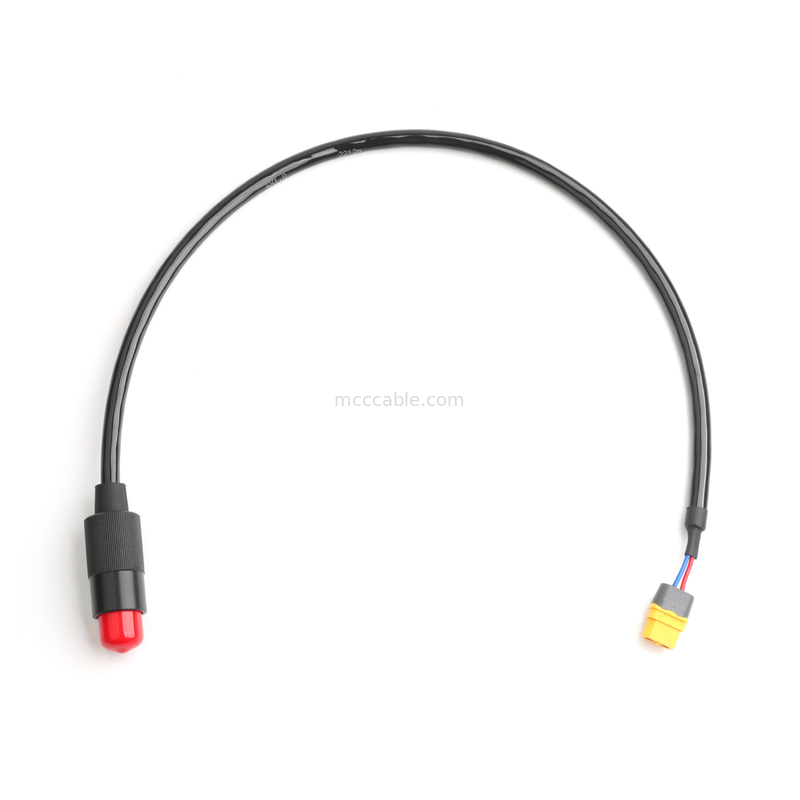 Assemblaggio del cavo di alimentazione a 4 nuclei connettore a 2 pin 600V a 125°C con tubo di riduzione del calore