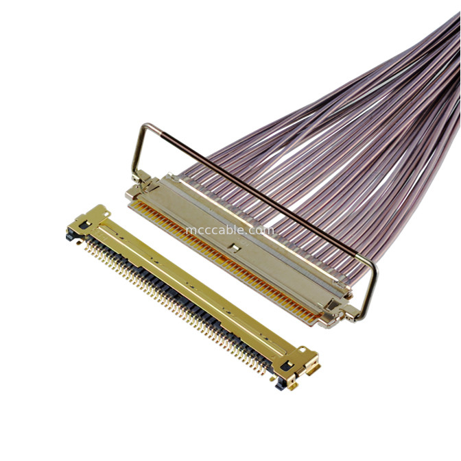 64 Gbps PAM4 81863-100B-01 50P 0,4 mm Pitch Tipo di accoppiamento orizzontale Micro-coassiale Assemblaggio del cavo OEM/ODM