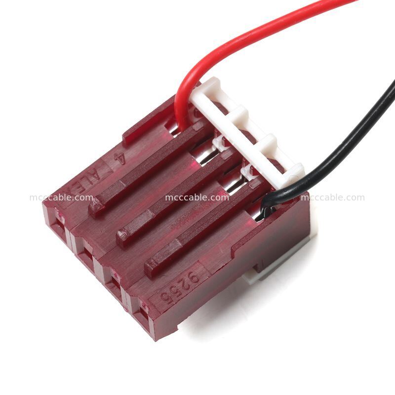 4 pin Nano-Fit a MTA156 Assemblaggio del cavo di alimentazione 15V AWG22 Custom Wire Harness